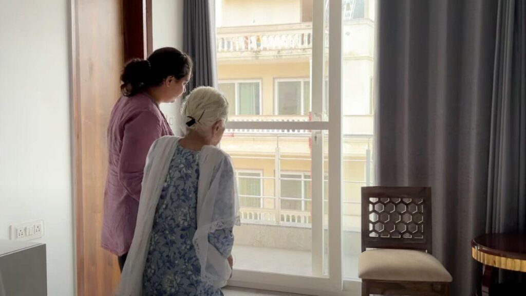 How to Move a Parent with Dementia to Assisted Living